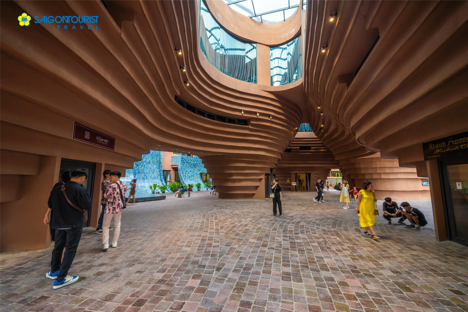 Discovering Heritage and Craftsmanship at the Bat Trang Pottery Museum – A Journey into Vietnam’s Ceramic Art